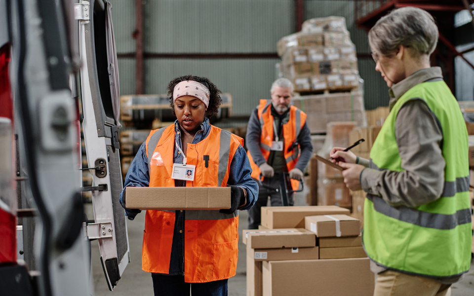 LOGISTIEK OPLOSSINGEN